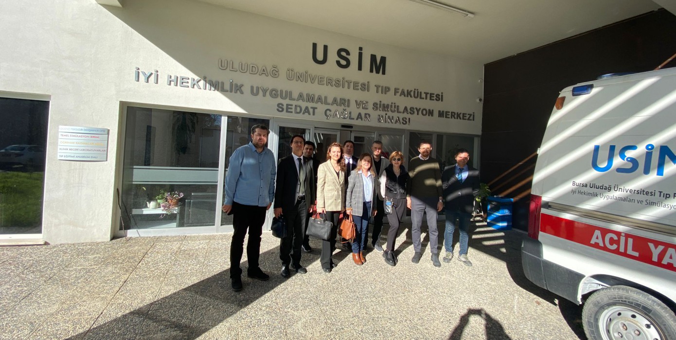 Uludağ Üniversitesi İyi Hekimlik Uygulamaları ve Simülasyon Merkezi Ziyaret Edildi